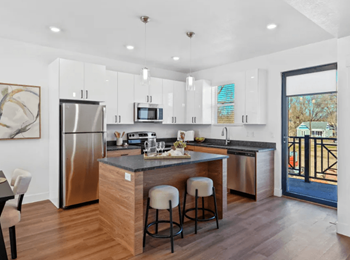 Fully equipped kitchen